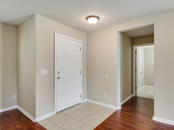 2nd image of 6608 Colonial Lake Dr