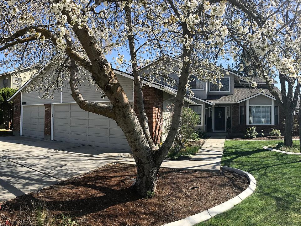 1st image of 2528 S Nantucket Way
