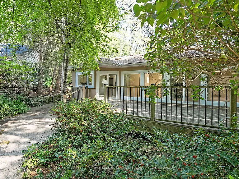 4189 Inglewood Dr — Photo 41
