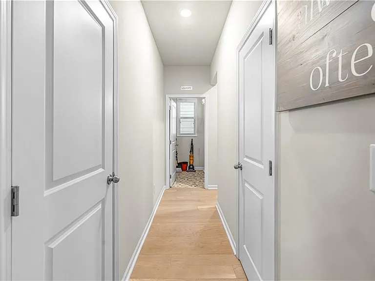 3185 Andover Trl — Photo 20