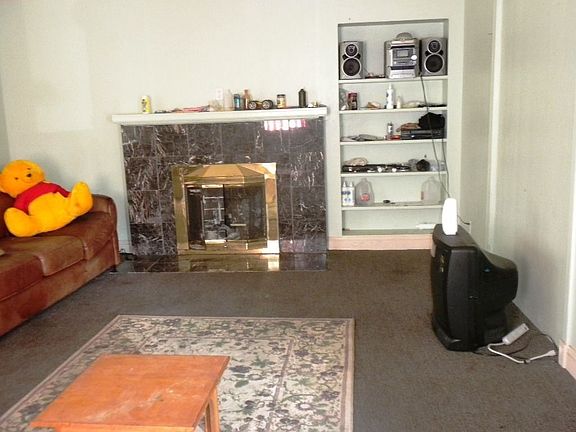 4th image of 25 N Claremont St