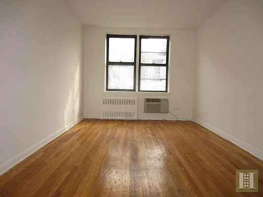 Rented by Halstead Real Estate | media 6