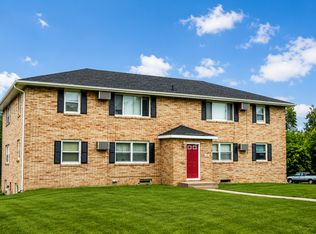 3455 Pennsylvania Ave APT 4, Dubuque, IA 52002