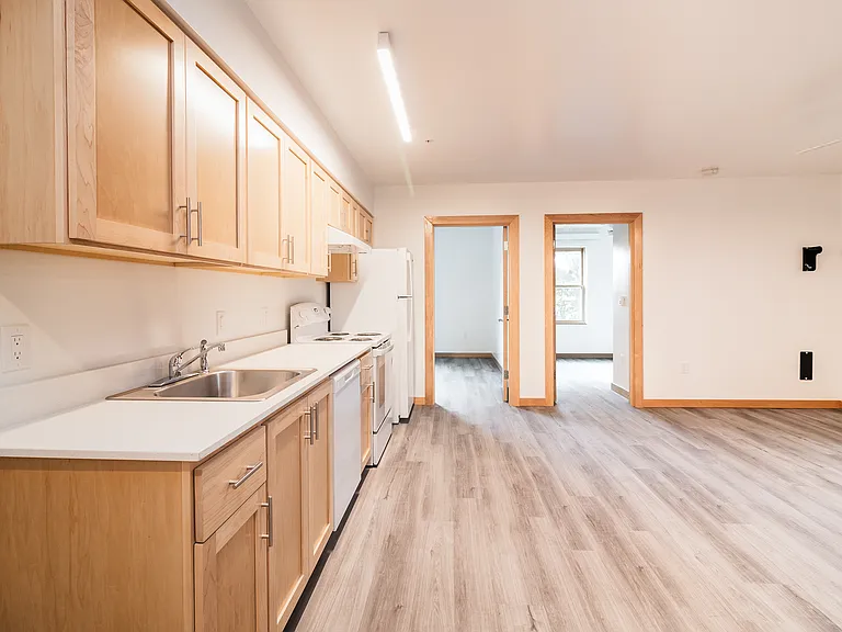 Anna Mann Apartments — Photo 8