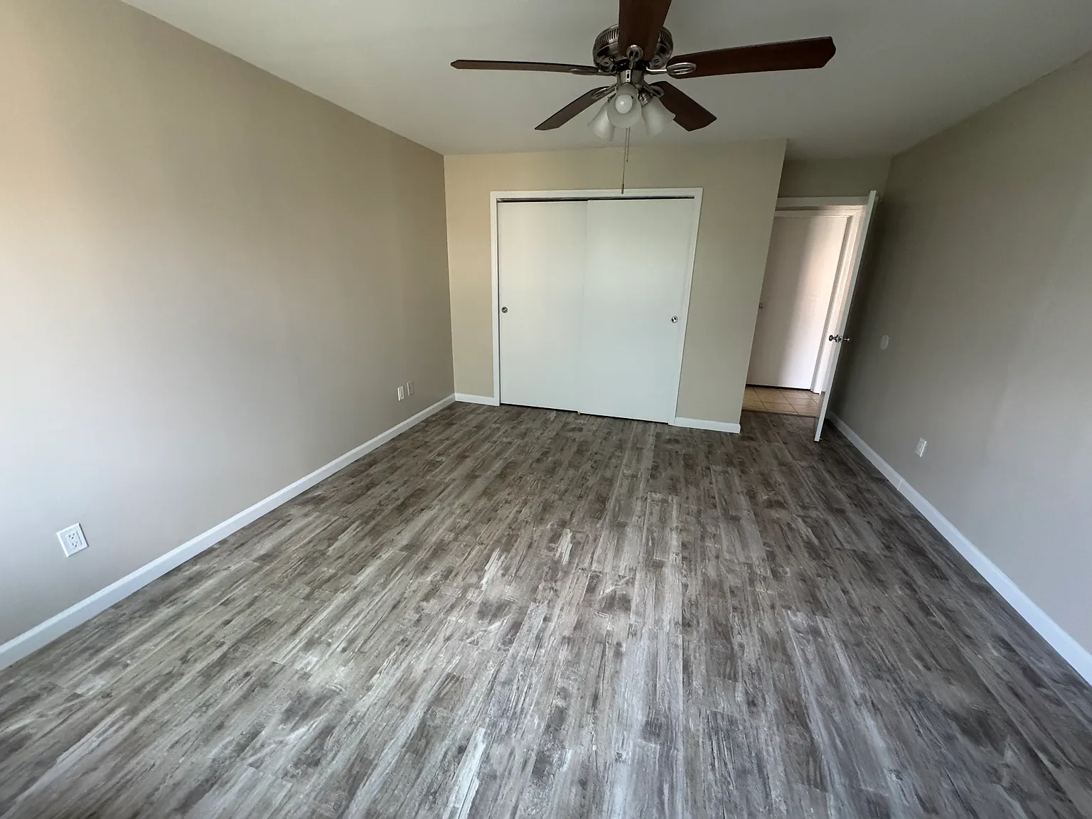 1 bed, 750 sqft, $2,500 — Photo 4