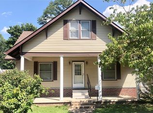 729 Condit St, Wood River, IL 62095