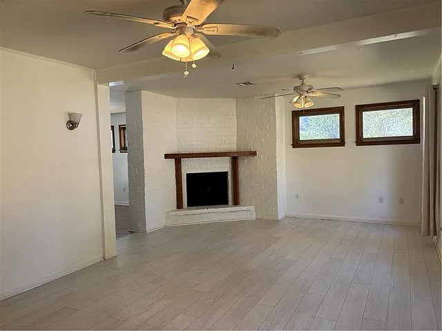 722 S Harrison St — Photo 5