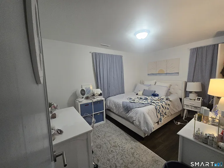 275 Burnsford Ave — Photo 13
