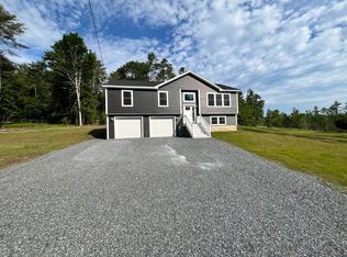 229 Newburgh Rd, Bangor, ME 04401