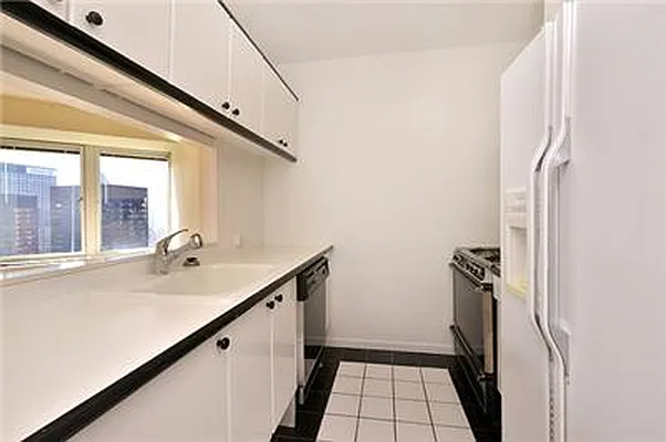 Sold by RELO REDAC INC. | media 2