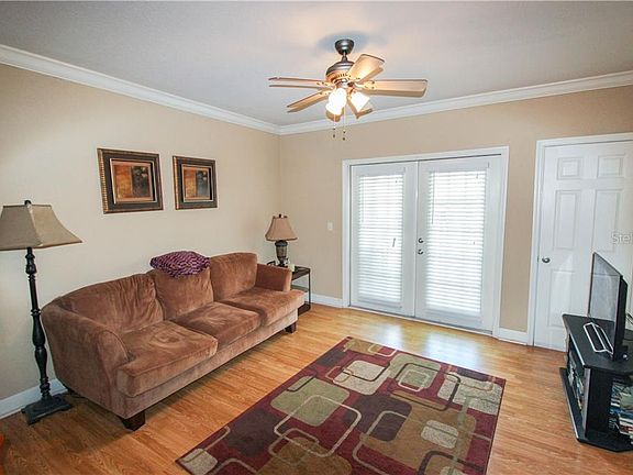 2nd image of 206 E South St Unit 6034