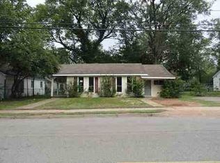 1504 S Martin St, Kilgore, TX 75662