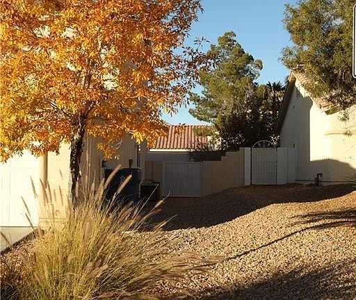 4th image of 6472 Cayley Ct