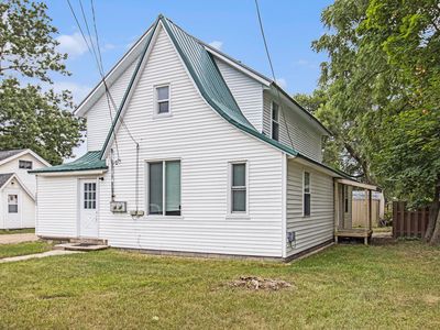 1332 E Wilcox Ave, White Cloud, MI, 49349