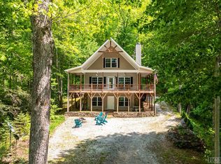 194 Blue Bird Ln, Glenville, NC 28736