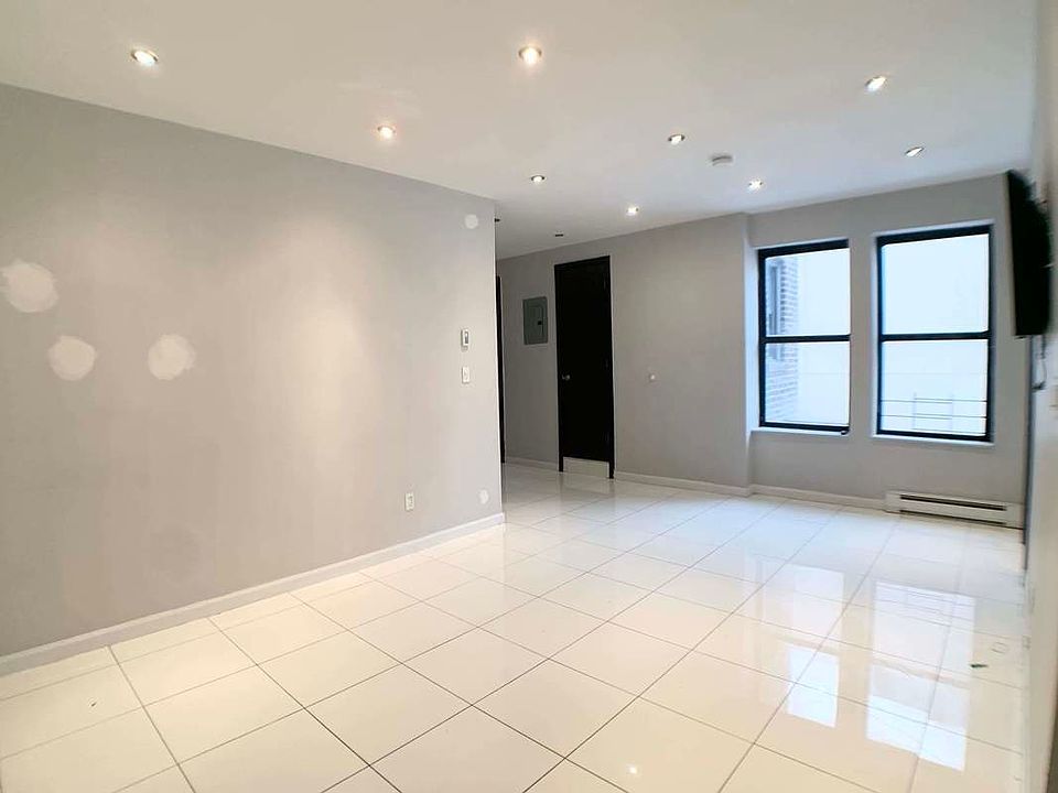 1st image of 350 Manhattan Ave APT 6G