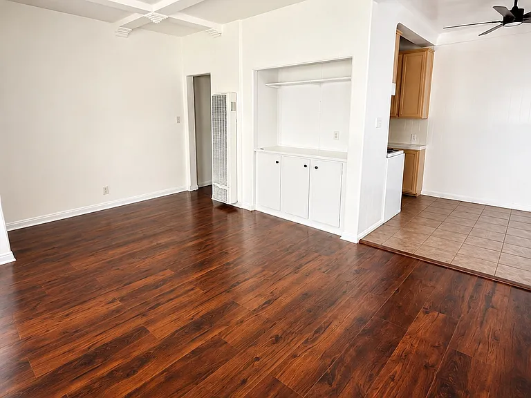 152 S Maple Dr #7 — Photo 12