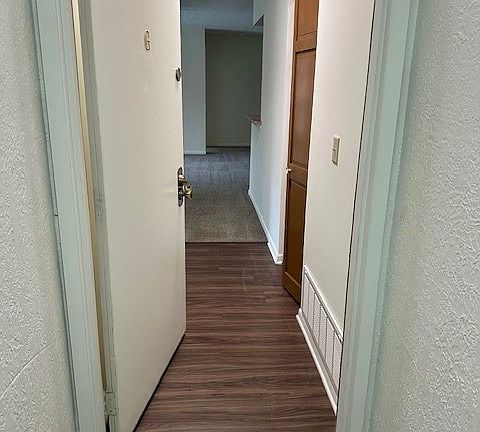 Entry of 2253 G from the building hallway