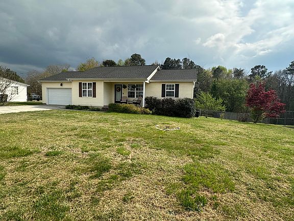 2nd image of 172 Pinewood Dr
