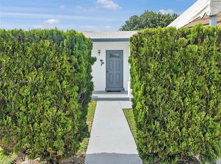 11104 SW 154th Ter, Miami, FL 33157