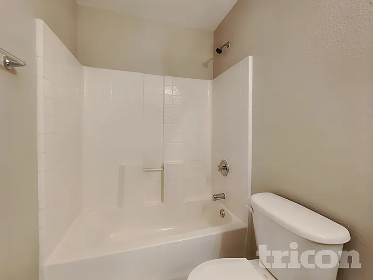 18291 Troon Ave — Photo 8