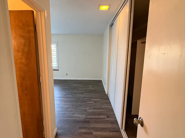 7492 Cardillo Trl — Photo 12