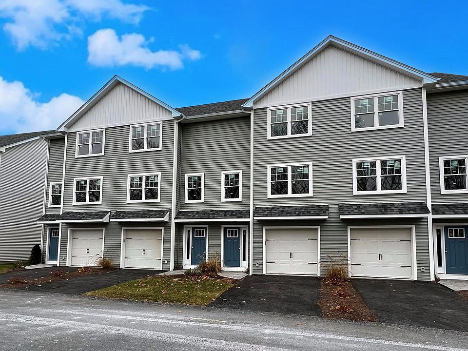83 Pulaski St, West Warwick, RI 02893 Zillow