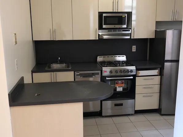 264 67th Street image 14 of 23