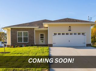 214 Greenwood Dr, La Vergne, TN 37086