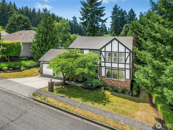 512 Runquist Court, Steilacoom, WA 98388