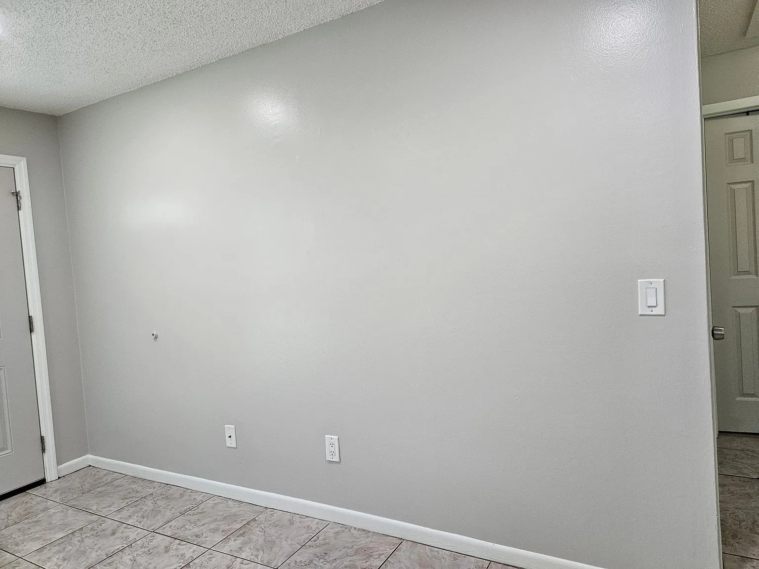 2 bed, 800 sqft, $1,450 — Photo 3