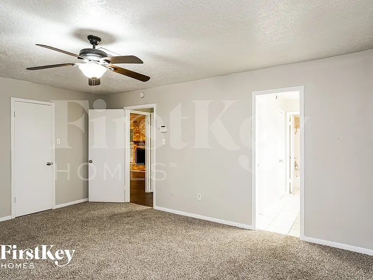 18111 Fireside Dr — Photo 7