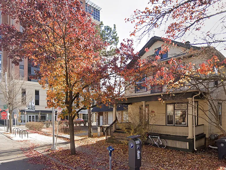 412 E William St — Photo 3
