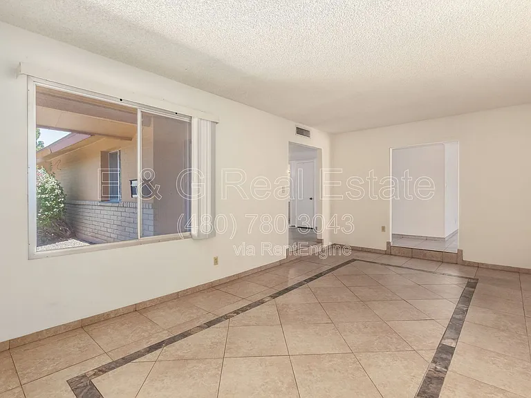 4013 S Hazelton Ln — Photo 11