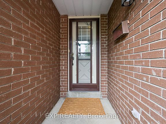 5th image of 2932 Inlake Ct