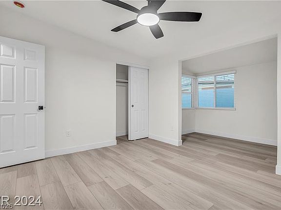 4th image of 1660 Capistrano Ave