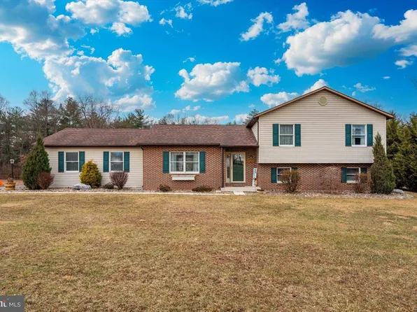 13610 Broadfording Church Rd, Hagerstown, MD 21740