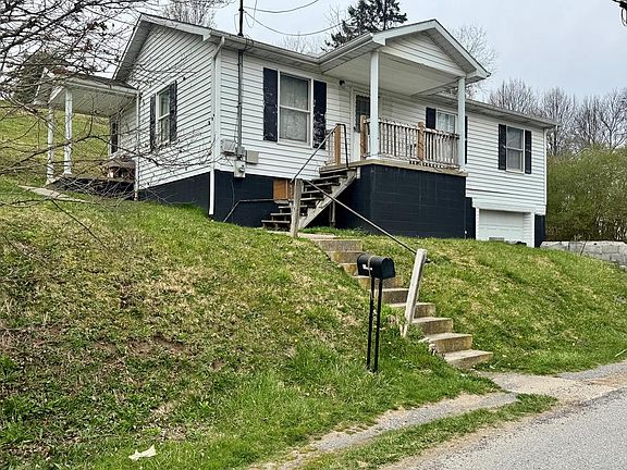 2nd image of 109 Caldwell St