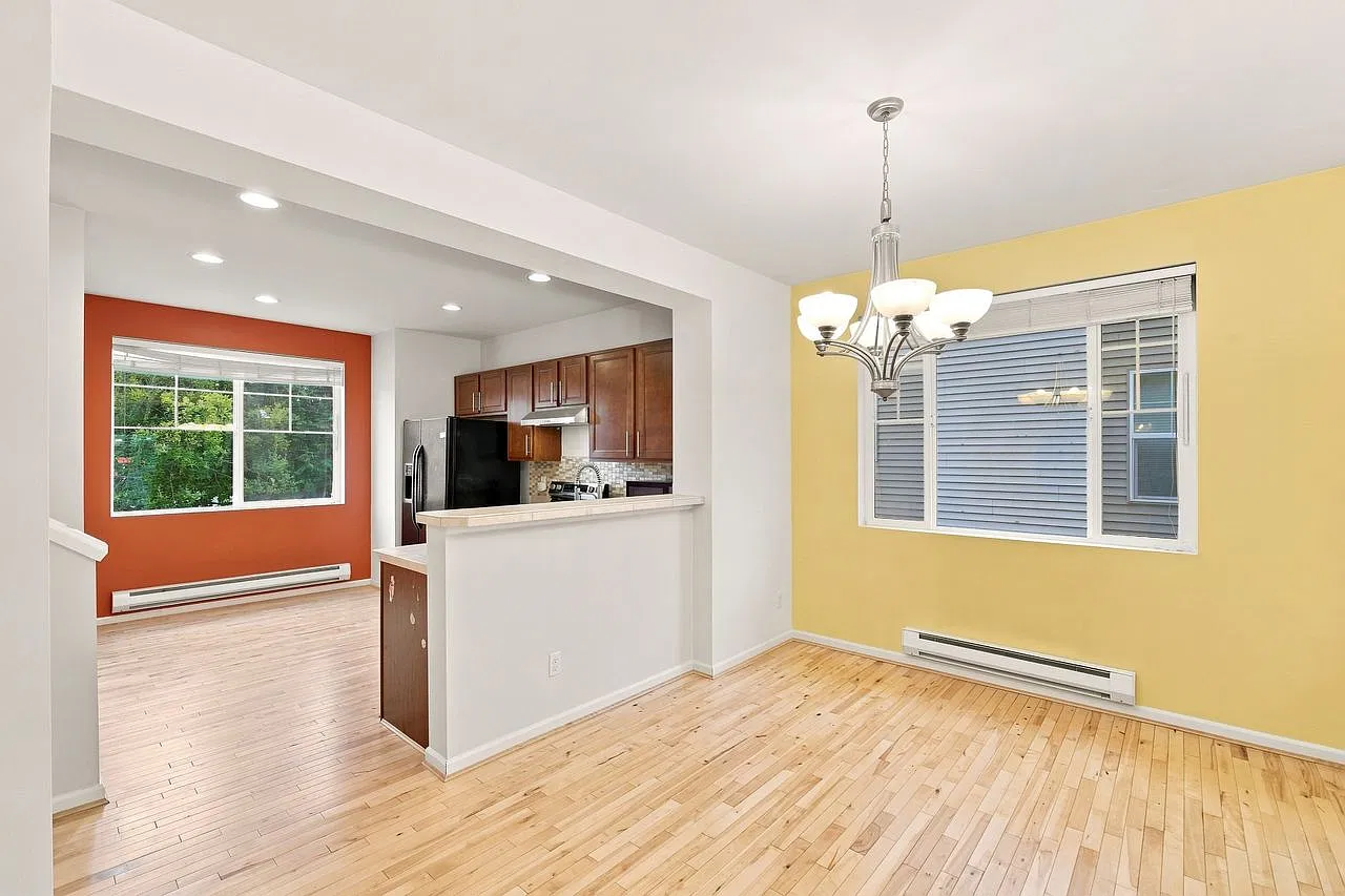 2 bed, 1238 sqft, $2,500 — Photo 2