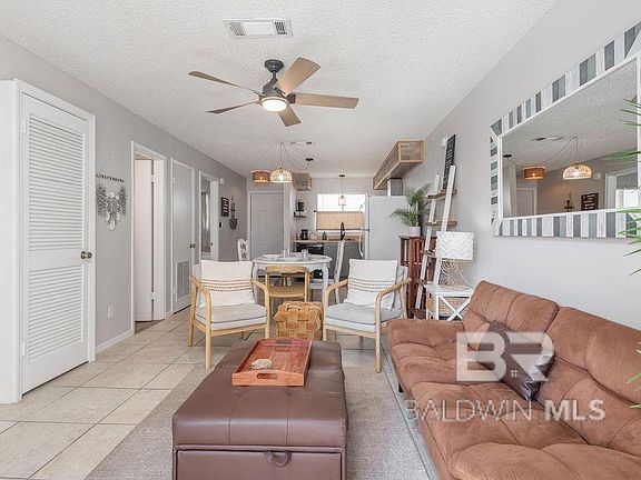 4th image of 930 W Beach Blvd #126