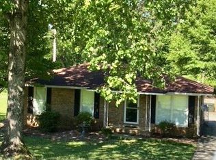 320 S Dean Rd, Auburn, AL 36830