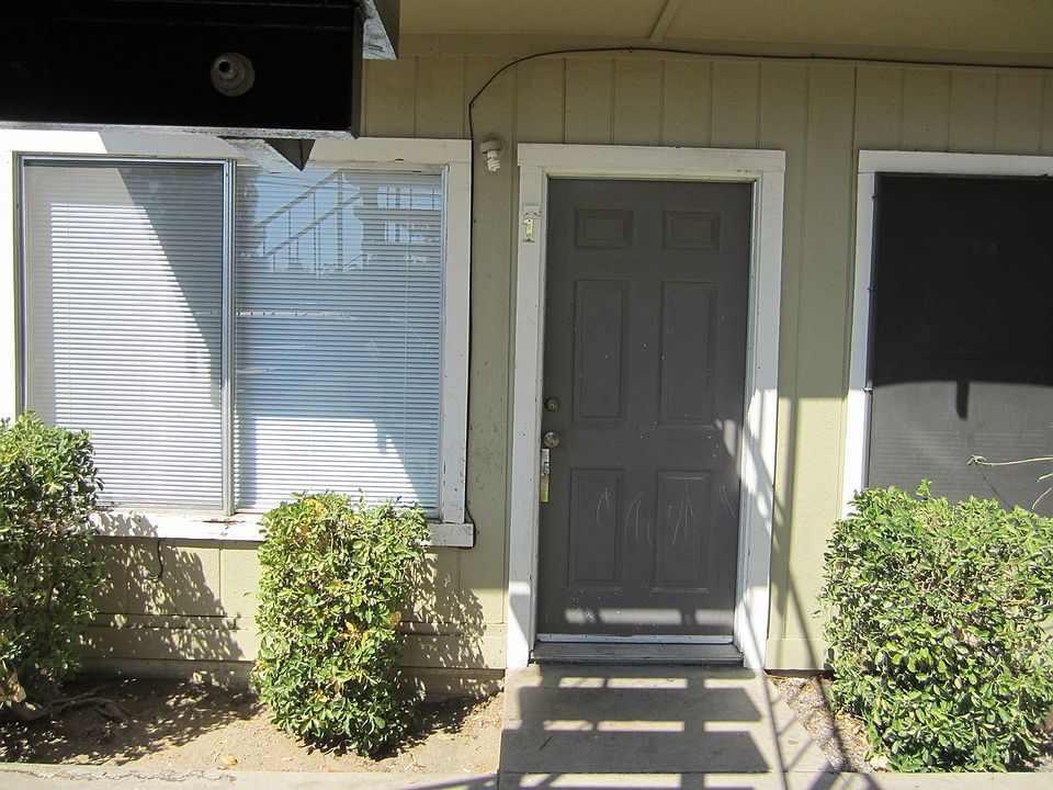 1st image of 1097 N Olive Ave APT 2