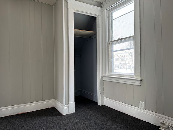 5th image of 177 Walnut St #1
