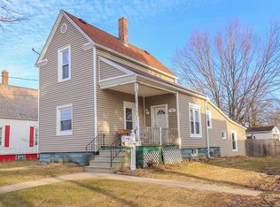181 Spruce St, Elyria, OH 44035
