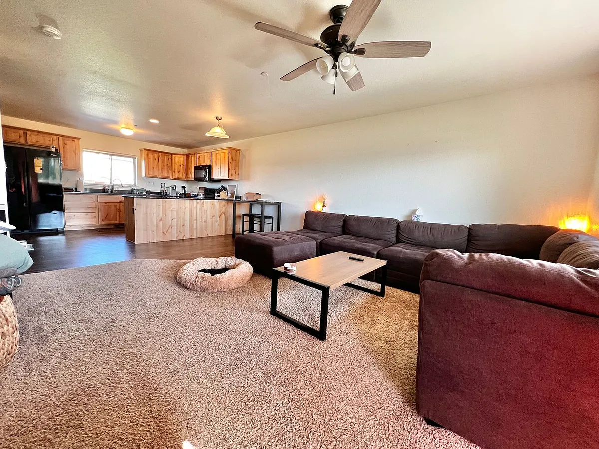 Building Photo - 3660 W 25th St #1402