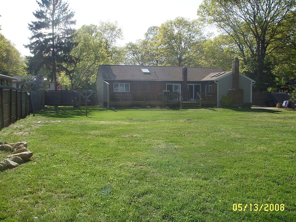 2nd image of 466 Starlight Dr