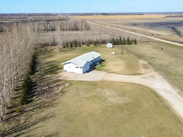 17075 County Road 10, Mooreton, ND 58061