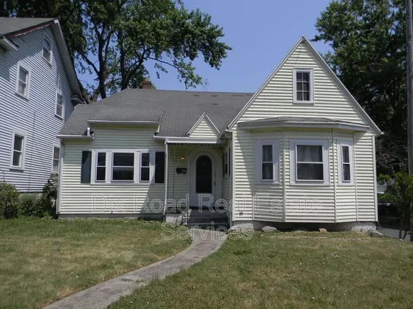257 Sandhurst Dr, Dayton, OH 45405