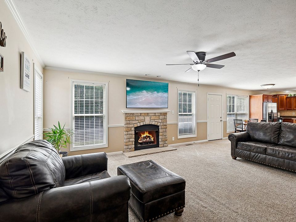 1st image of 3267 Twelve Oaks Blvd