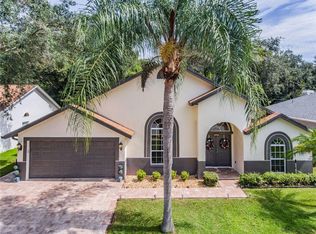 933 Clearcreek Dr, Tampa, FL 33613